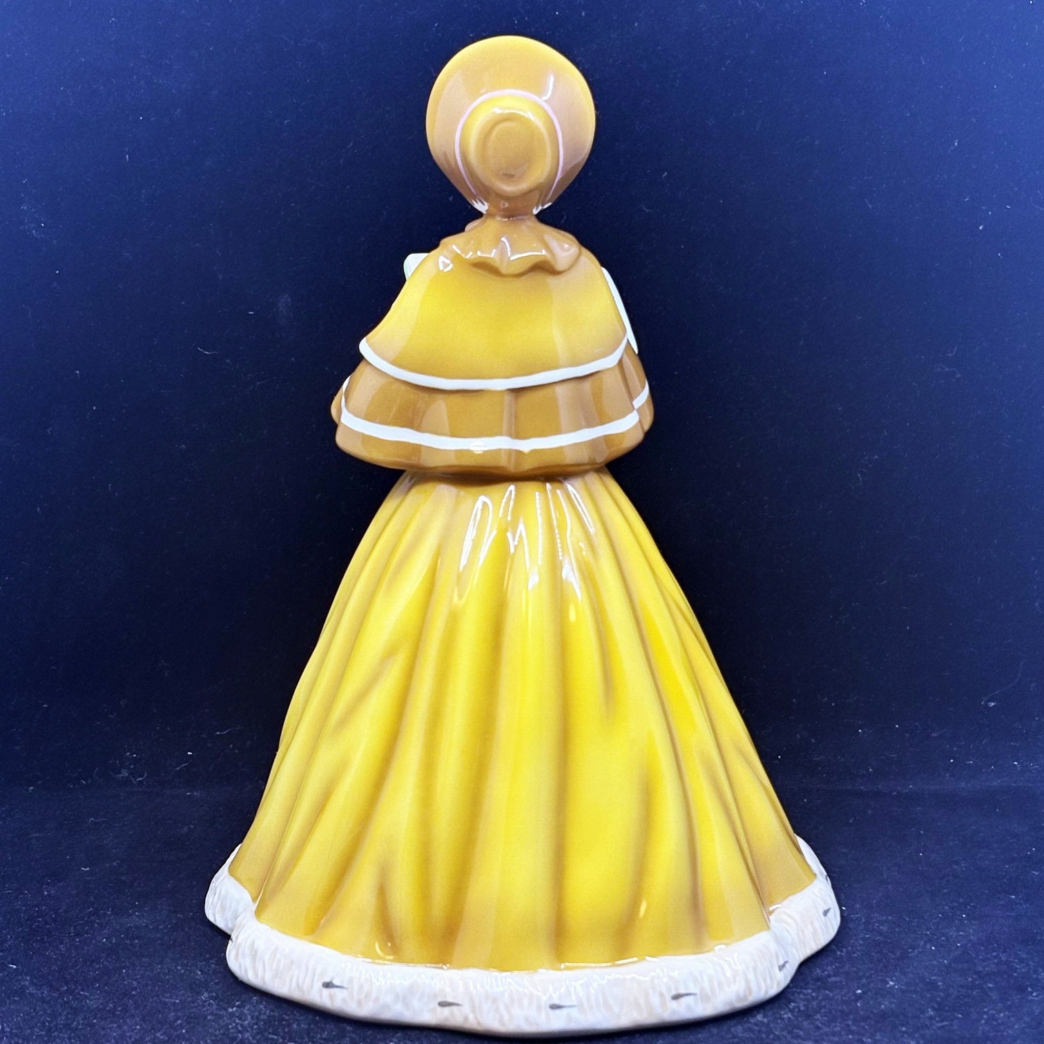 Royal Doulton Figurine 4th Day of Christmas HN5171