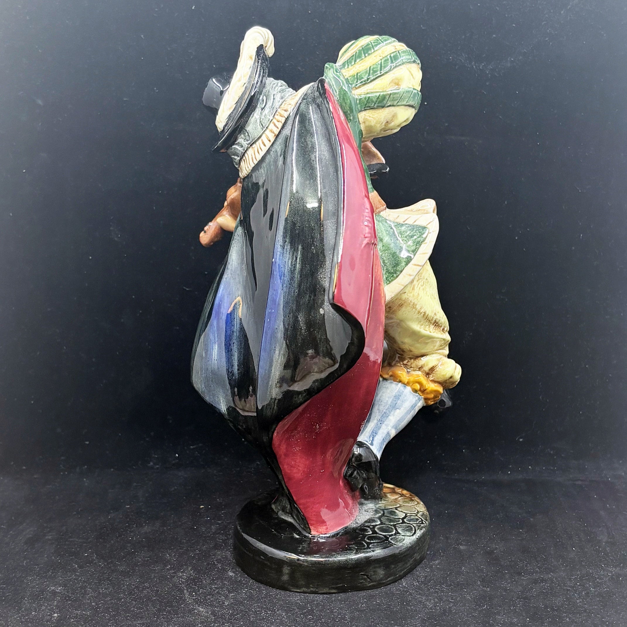 Royal Doulton Figurine The Fiddler HN2171