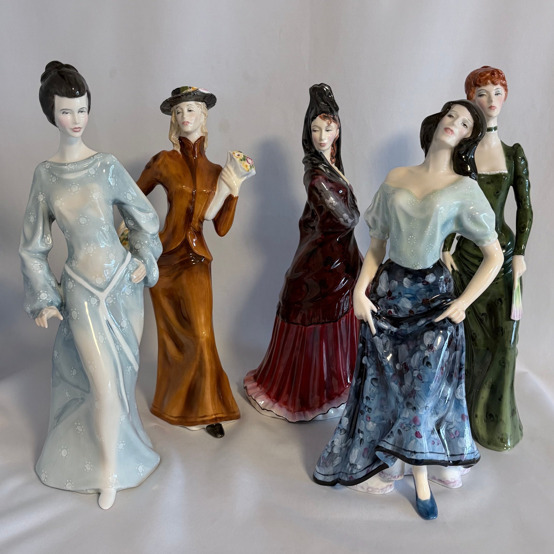 Royal Doulton Figurine Haute Ensemble Set - William Cross