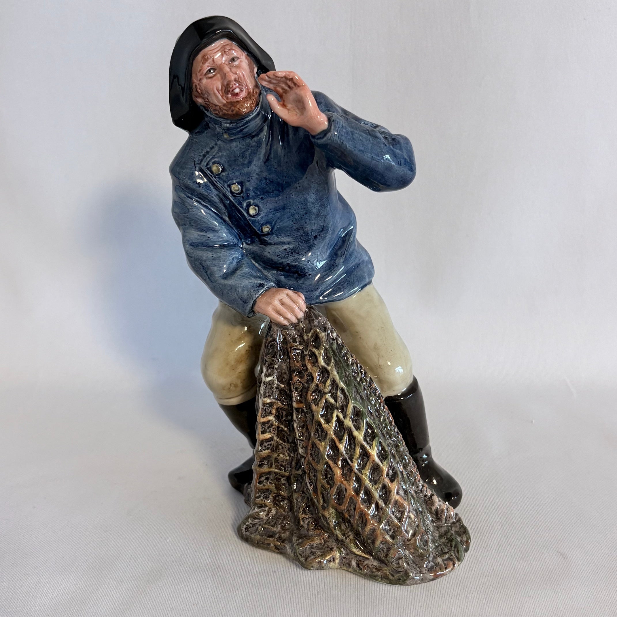 Royal Doulton Figurine Sea Harvest hn2257 - William Cross