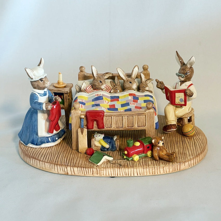 Royal Doulton Bunnykins Bedtime Story DB499 – Ltd Ed 500 tableau
