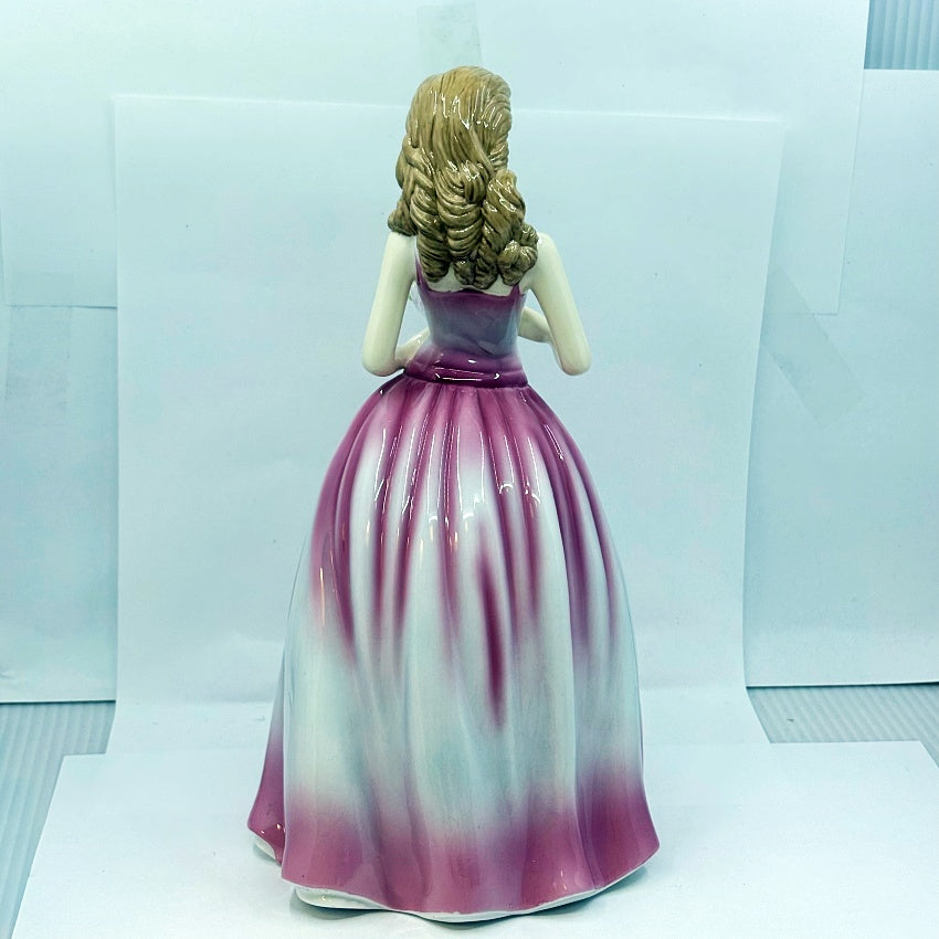 Royal Doulton Sandra HN5020 Figurine