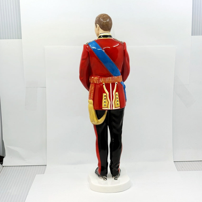 Royal Doulton Prince William Royal Wedding Day HN5573 Figurine