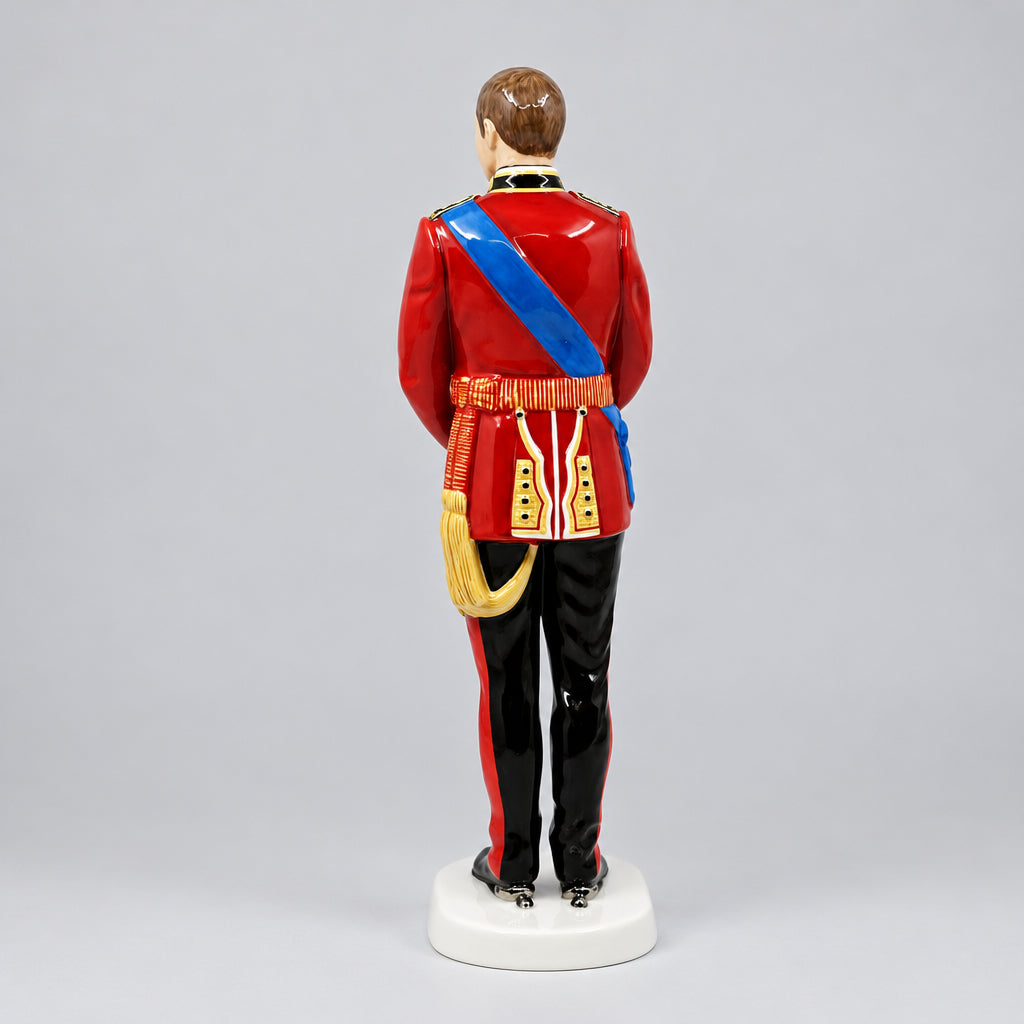Royal Doulton Prince William Royal Wedding Day HN5573 Figurine