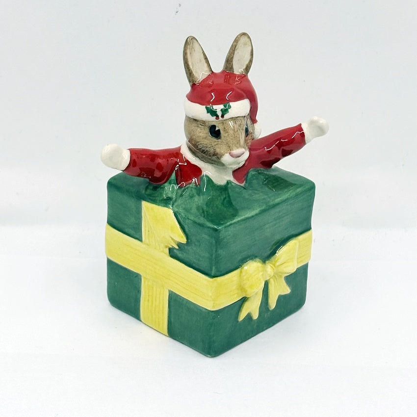 Royal Doulton Bunnykins Santas Little Helper DB192 – Ltd Ed 2500
