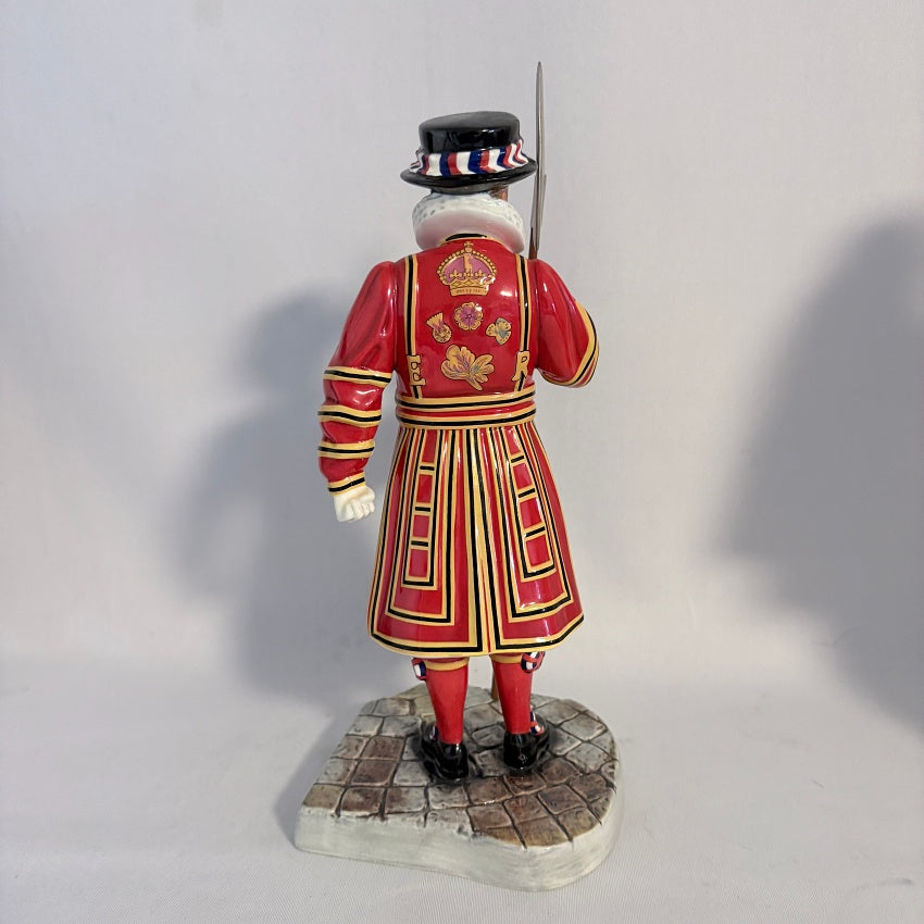 Royal Doulton HN5362 Beefeater – Iconic London Figurine