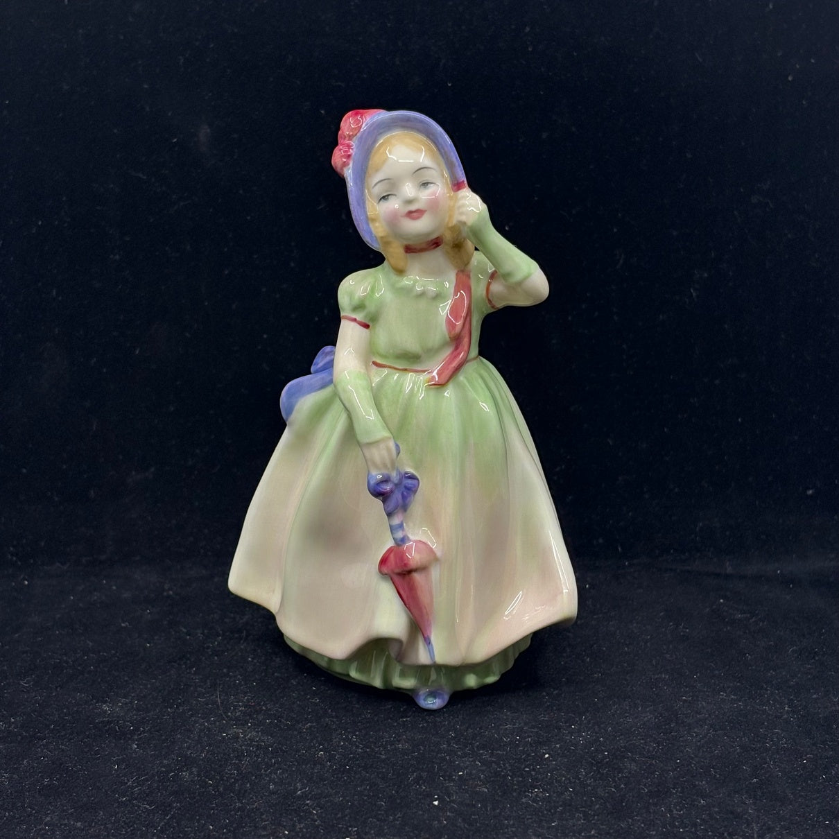 Royal Doulton Figurine Babie HN1679