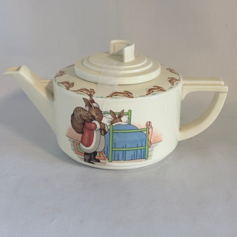 Santa Claus Tea Pot Royal Doulton Bunnykins