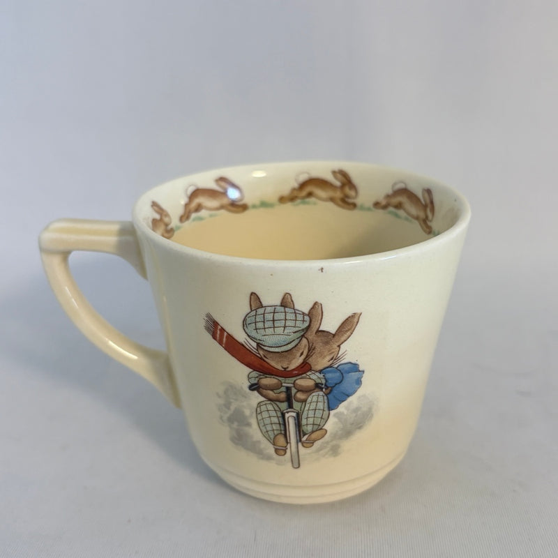 Cuddling Under a Mushroom Casino tea Cup Royal Doulton Bunnykins
