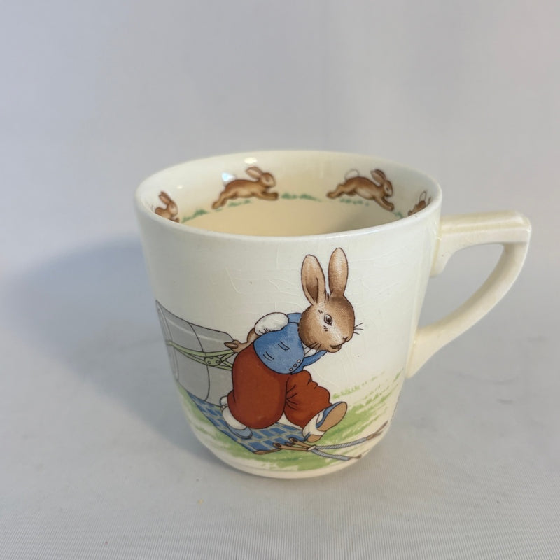 Pressing trousers Casino tea Cup Royal Doulton Bunnykins