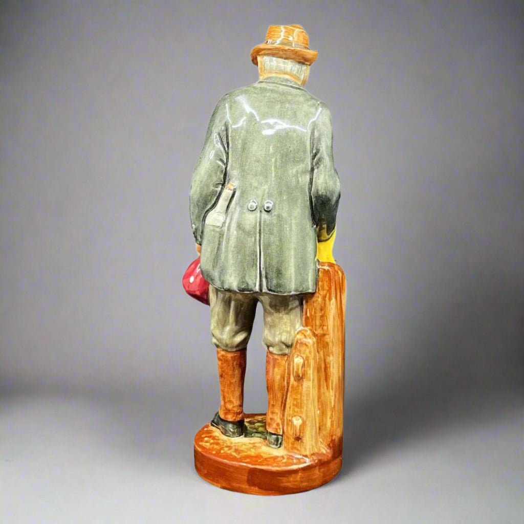 Royal Doulton Figurine The Gaffer HN2053 - William Cross