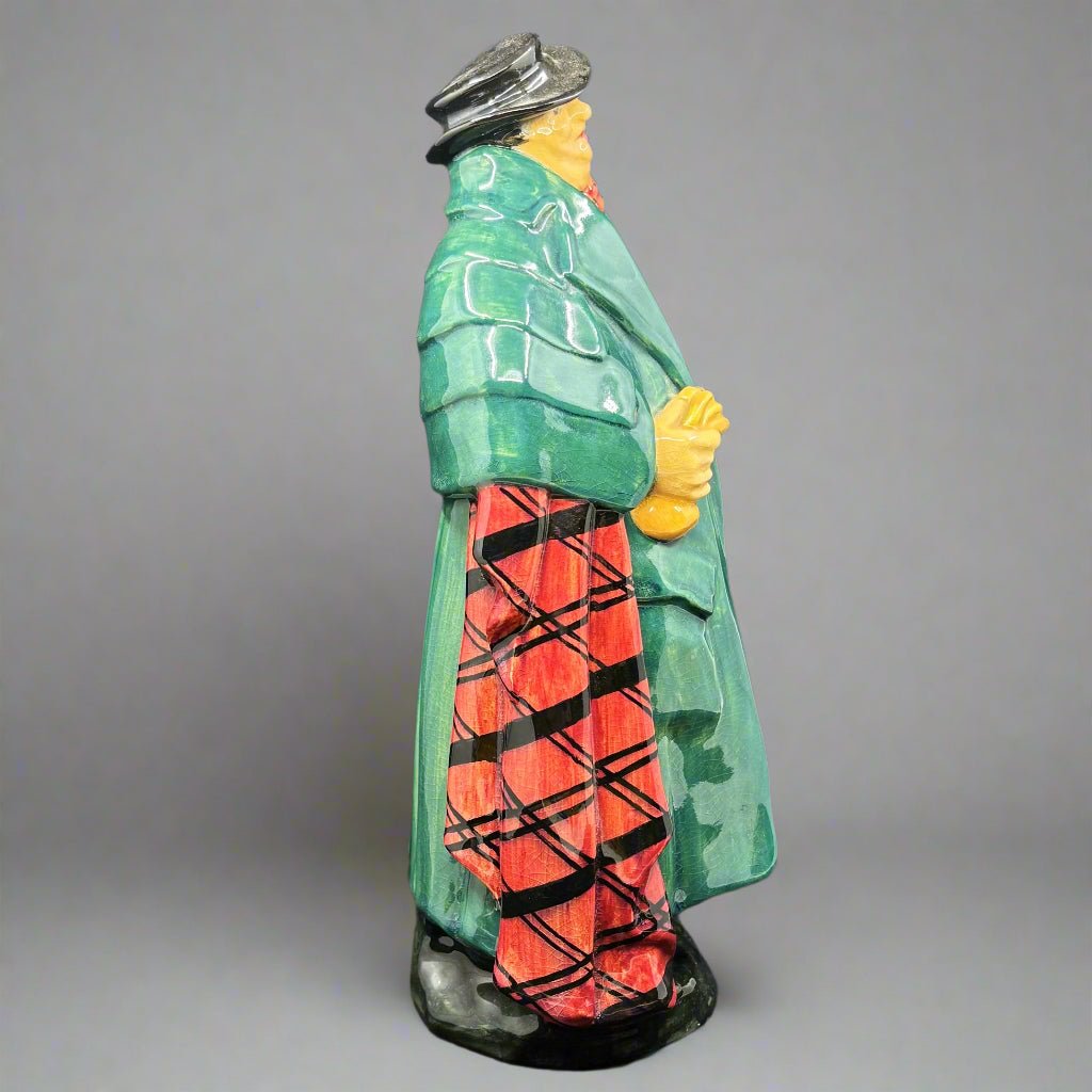 Royal Doulton Figurine Tony Weller HN684 - William Cross