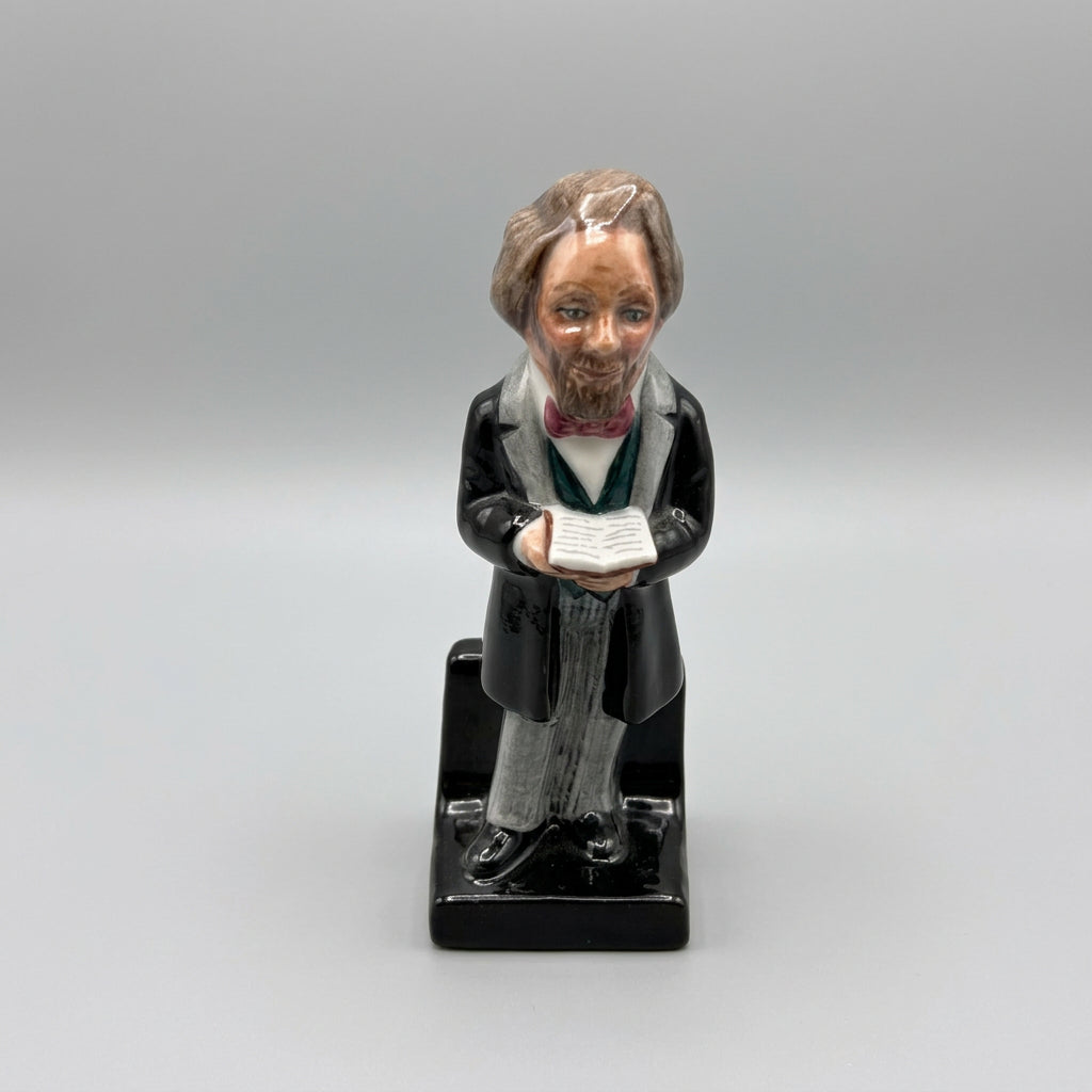 Royal Doutlon Charles Dickens Figurine Hn3448 - William Cross