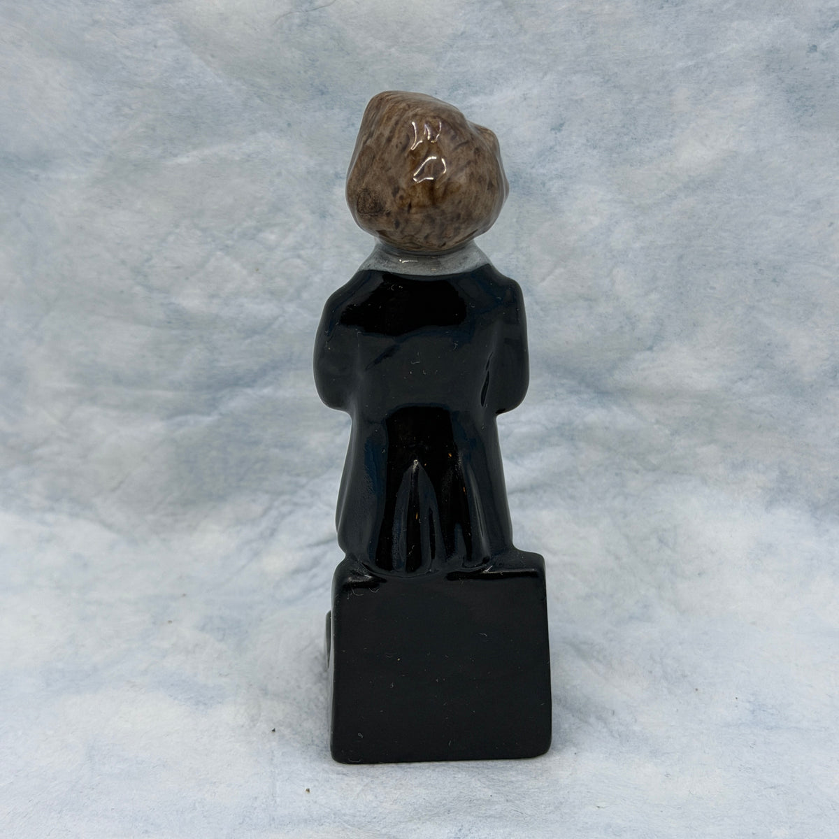 Royal Doulton Figurine Charles Dickens HN3448