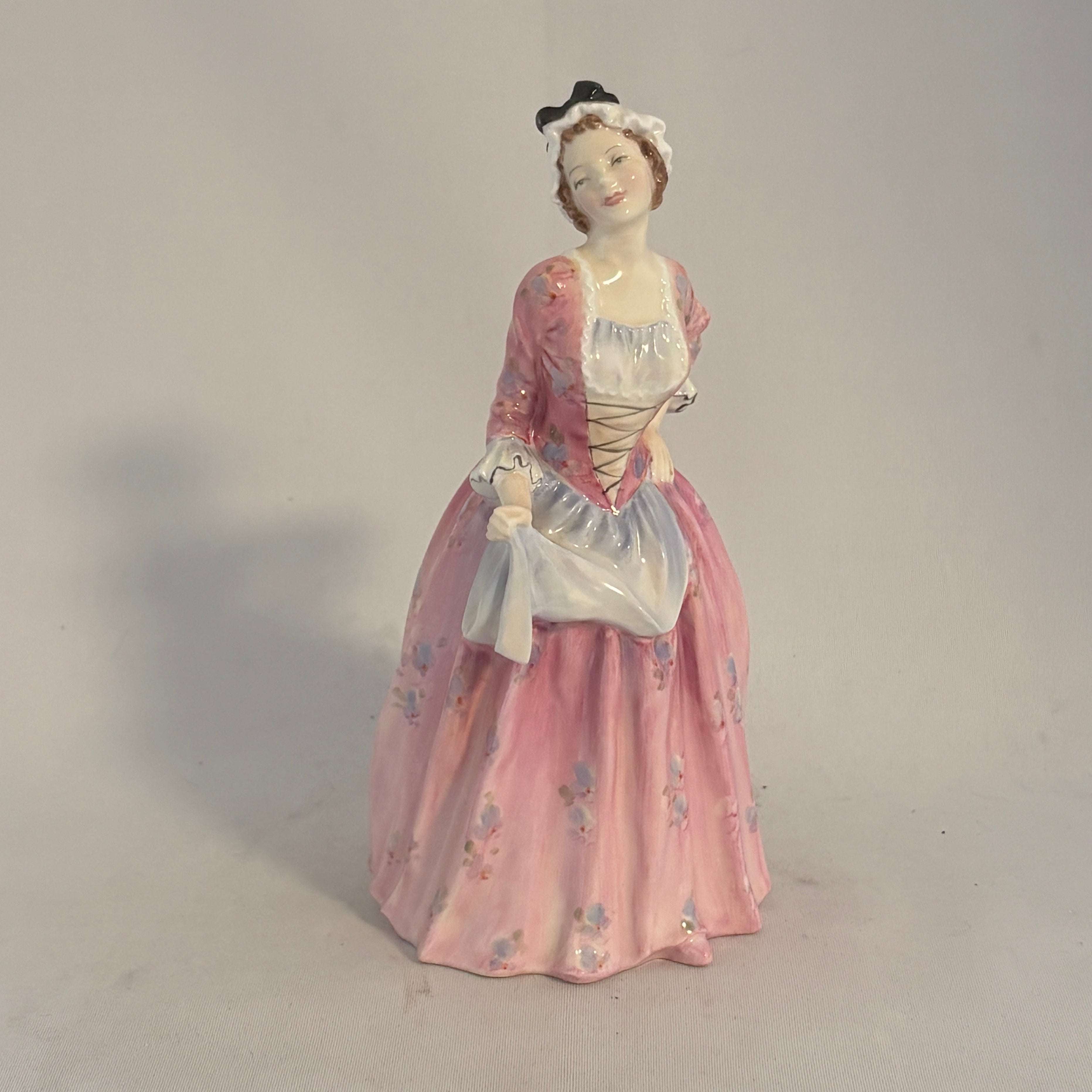 Royal Doulton Figurine Mary Jane HN1990