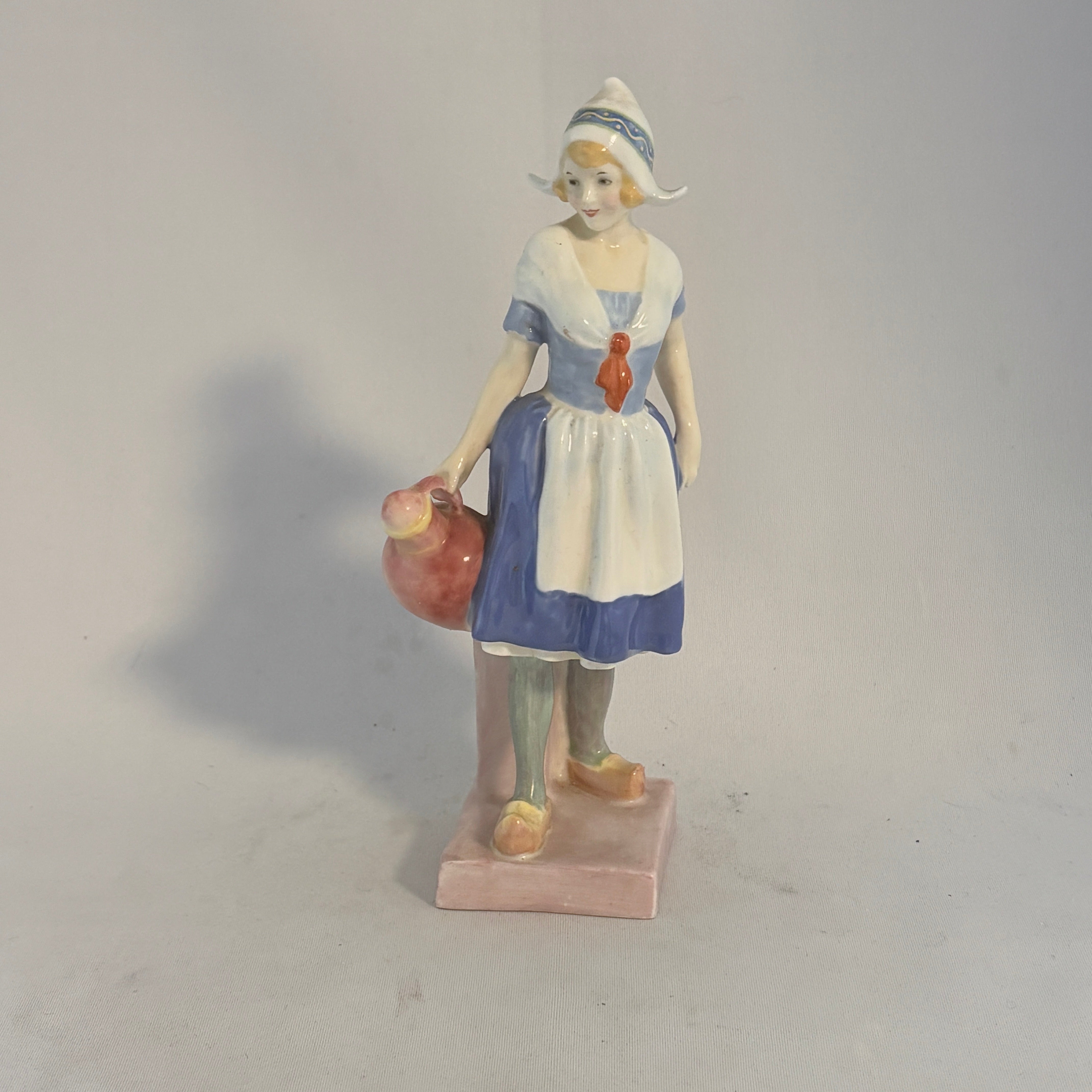 Royal Doulton Figurine Gretchen HN1397
