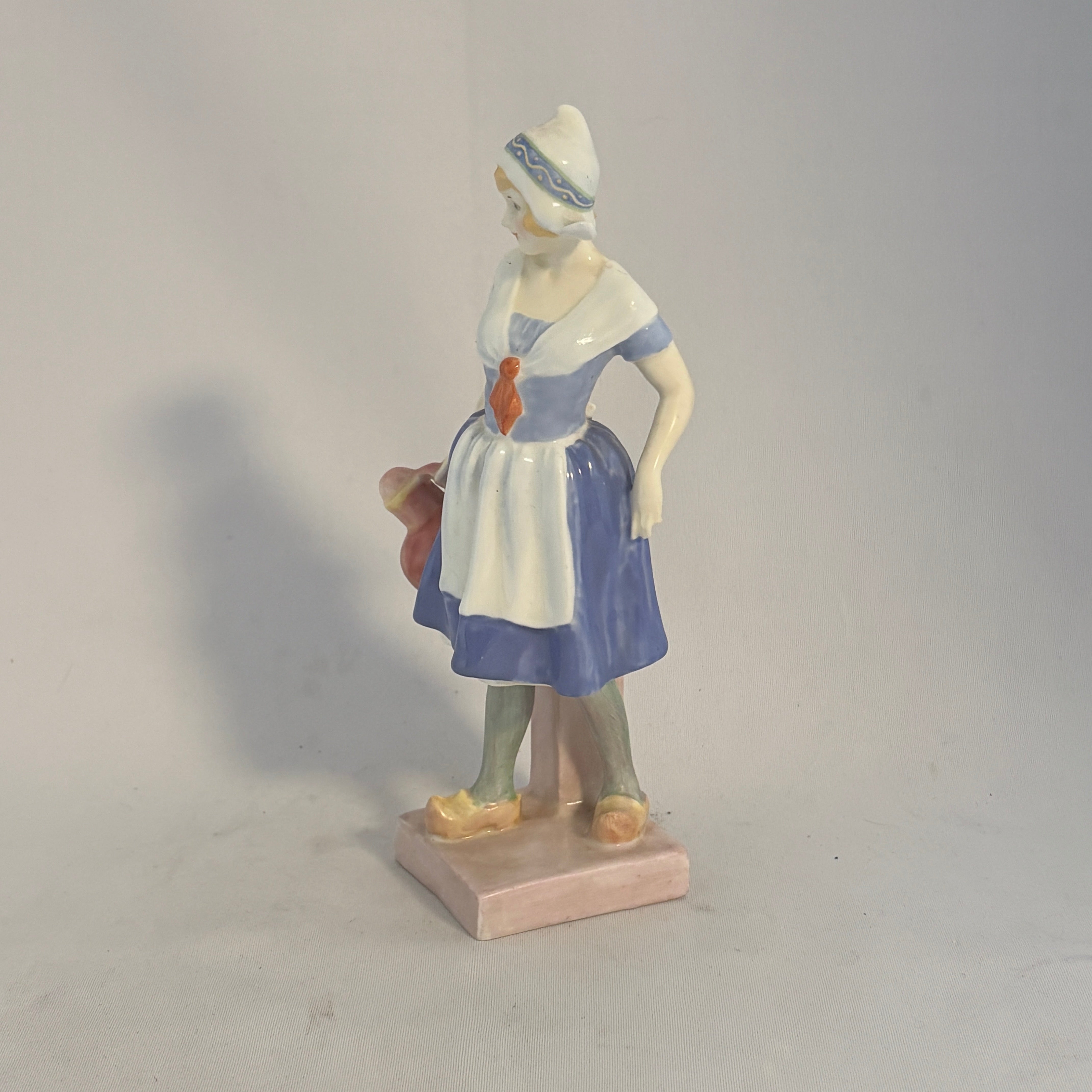 Royal Doulton Figurine Gretchen HN1397