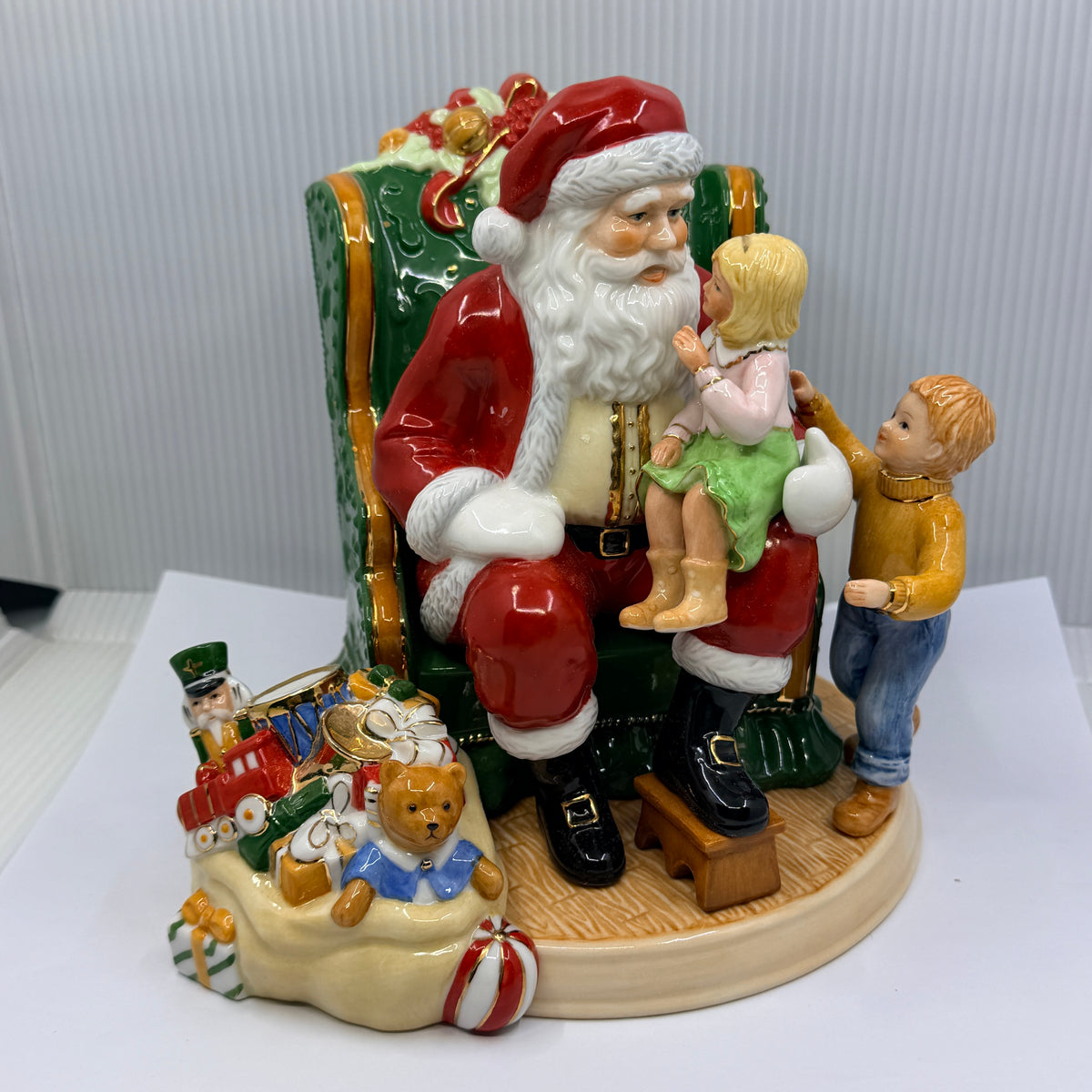 Royal Doulton Figurine My Christmas Wish HN4945