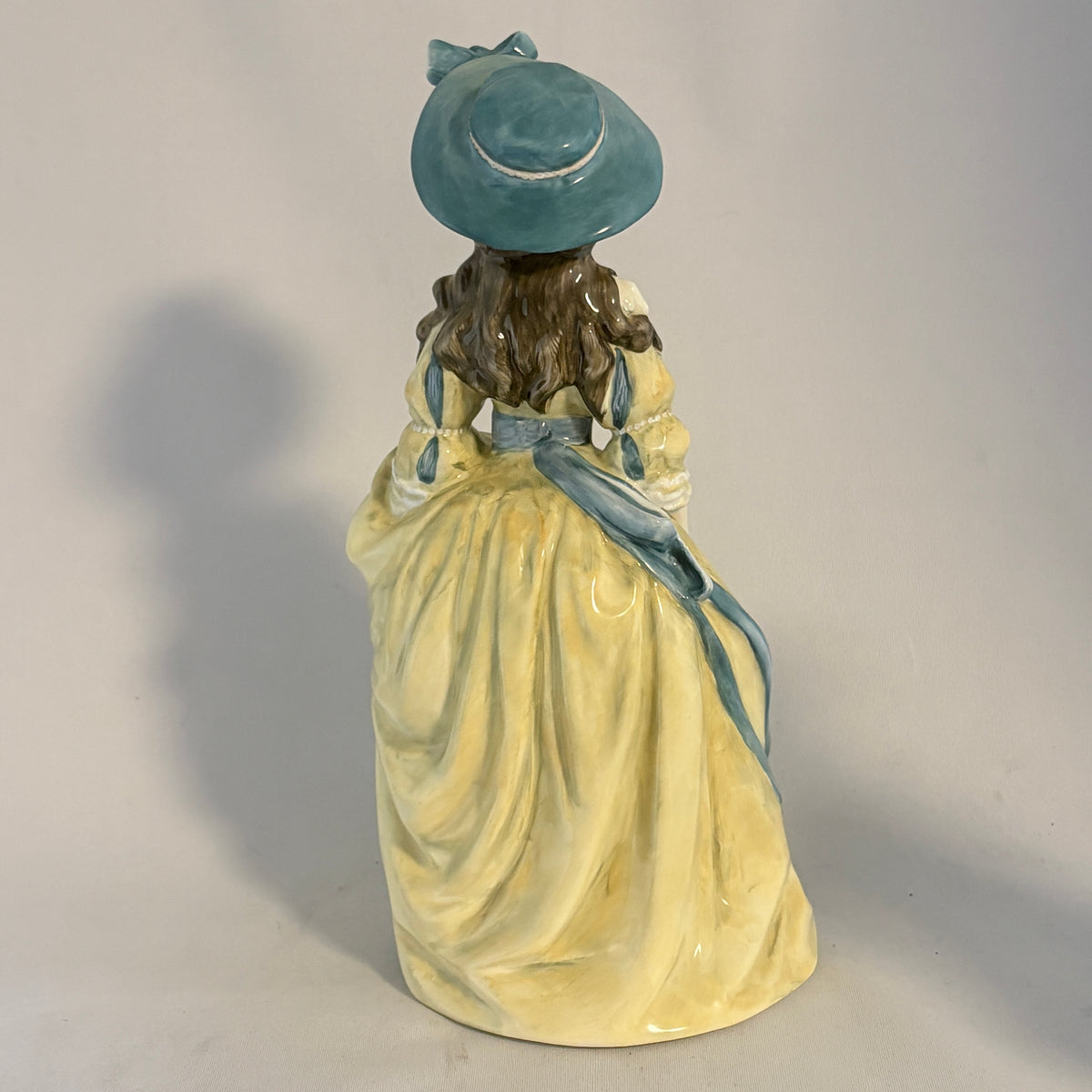 Sophia Charlotte Lady Sheffield HN3008, issued 1991, 10 in (25.4 cm)