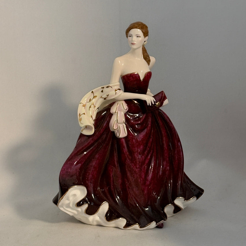 Royal Doulton Figurine Happy Birthday 2010 HN5377