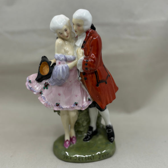 Royal Doulton Figurine The Perfect Pair HN581 - William Cross