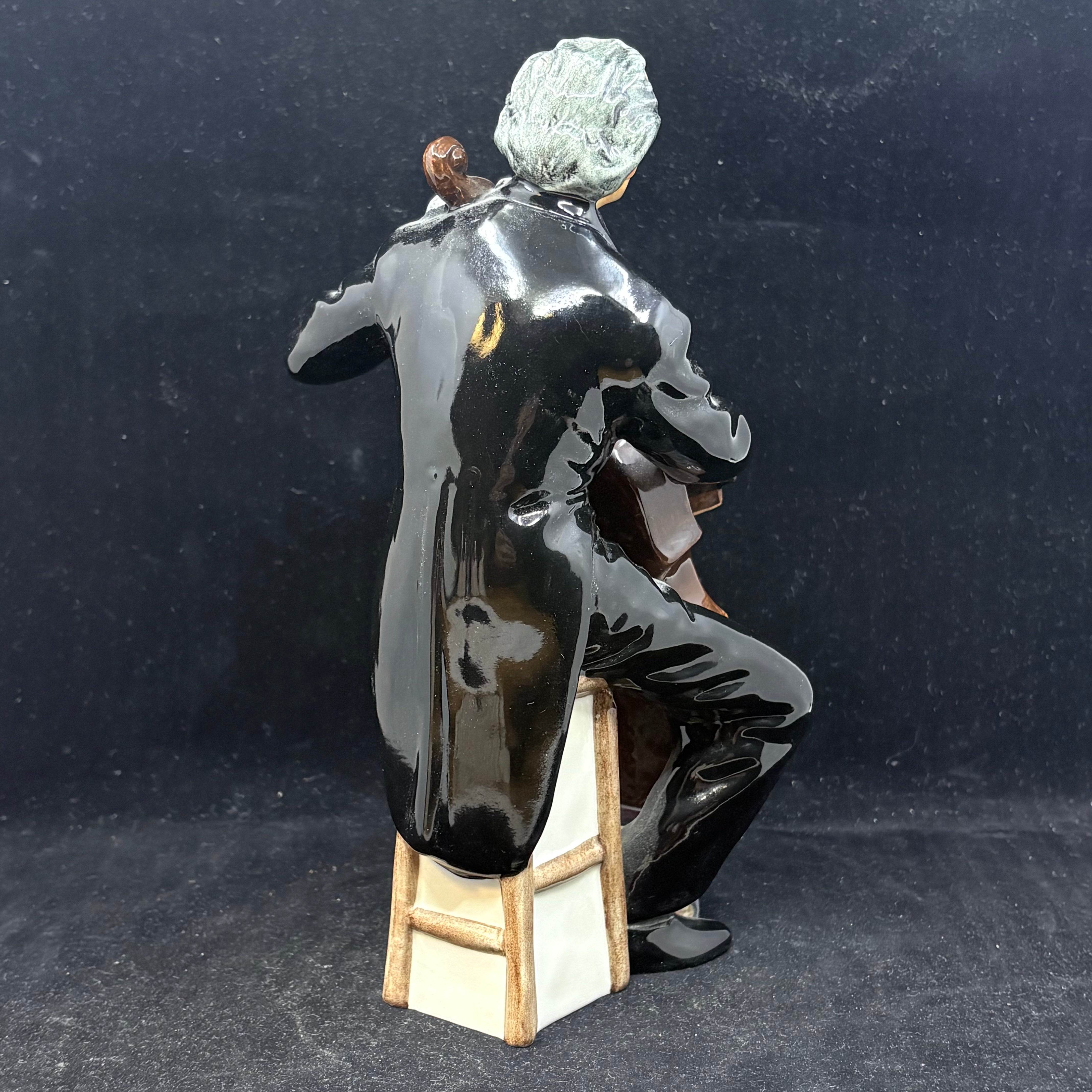 Royal Doulton Figurine The Cellist HN2226 - William Cross