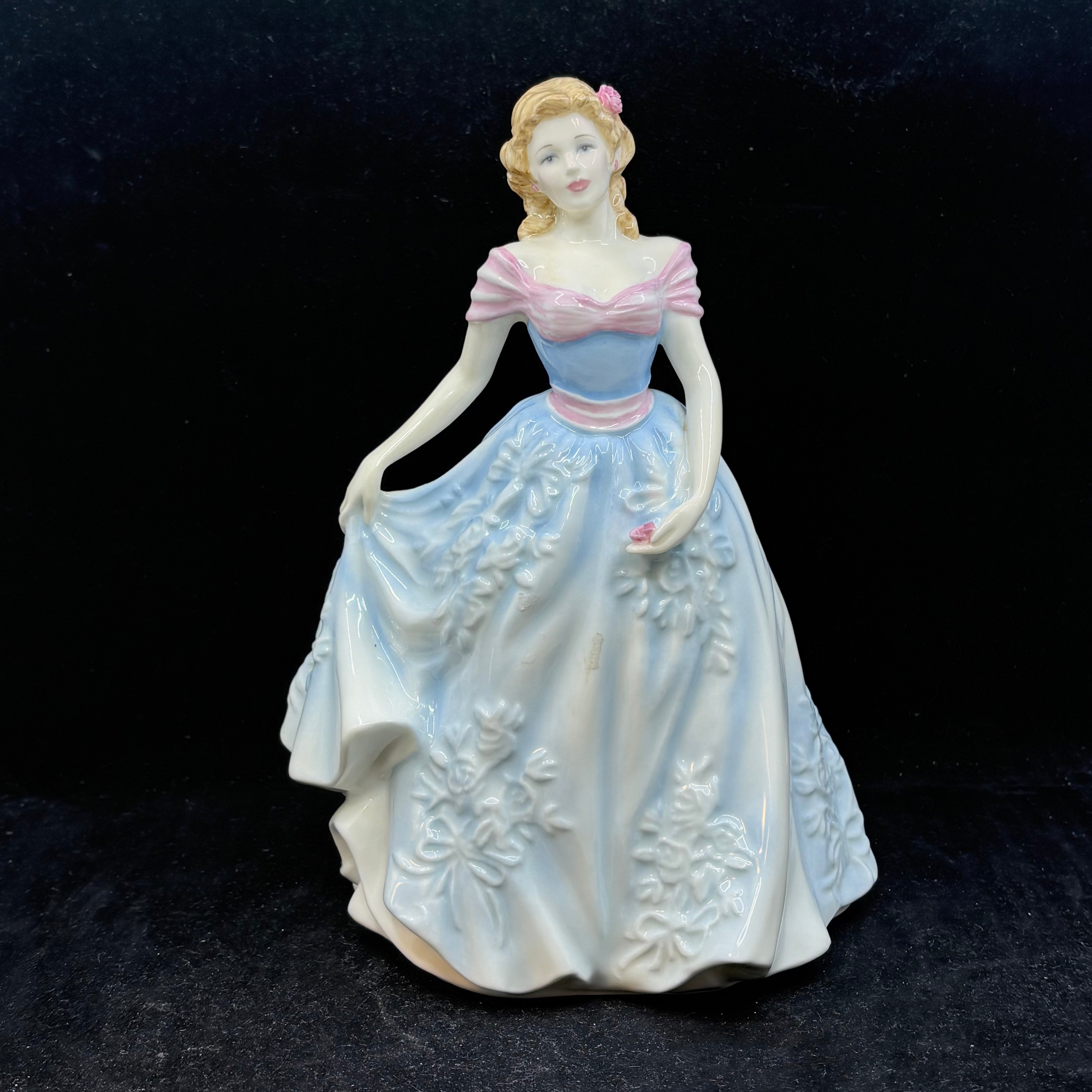 Royal Doulton Figurine Faith HN4151 - William Cross