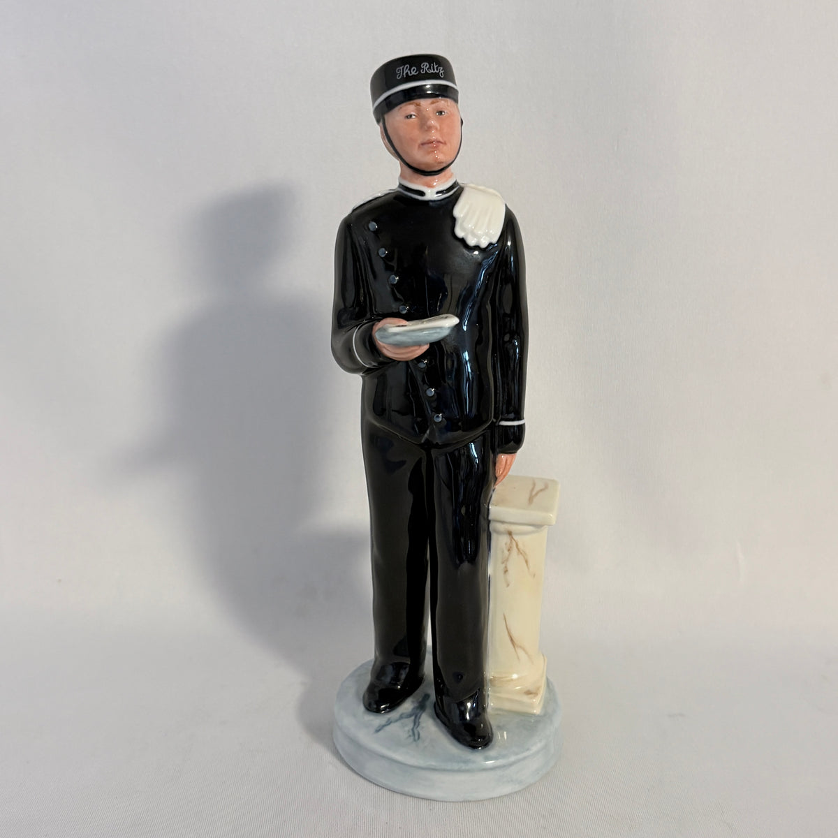 Royal Doulton HN2772 Ritz Bell Boy