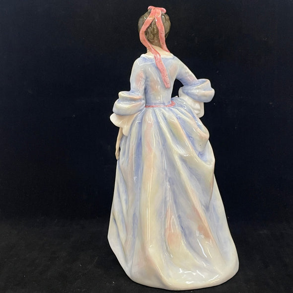 Royal Doulton Figurine Mrs Hugh Bonfry HN3319