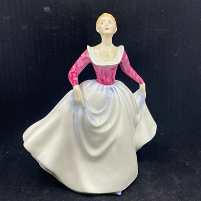 Royal Doulton Figurine Lisa HN3265 - William Cross 