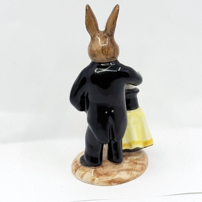 Royal Doulton Bunnykins Magician DB126