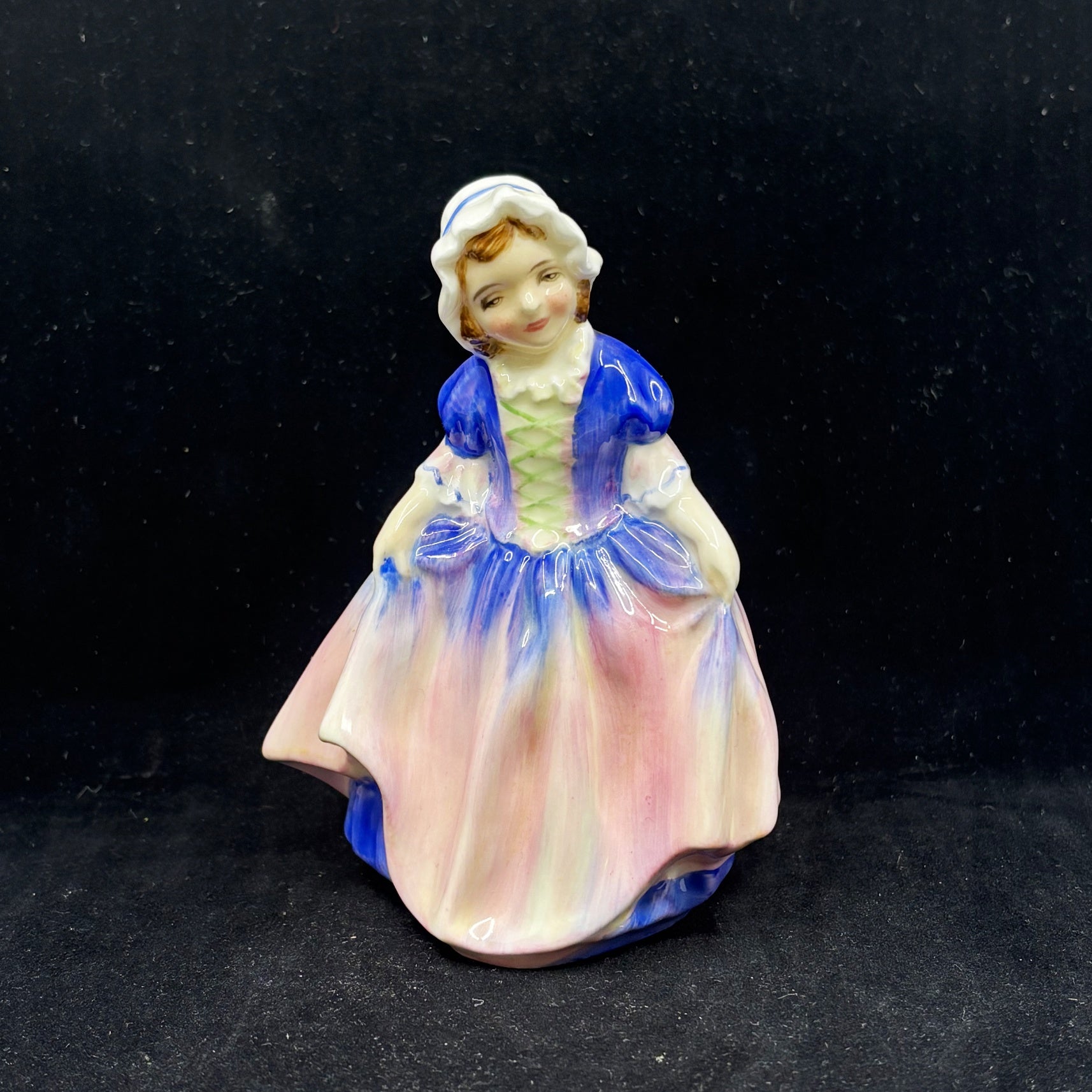 Royal Doulton Figurine Dinky Doo HN1678