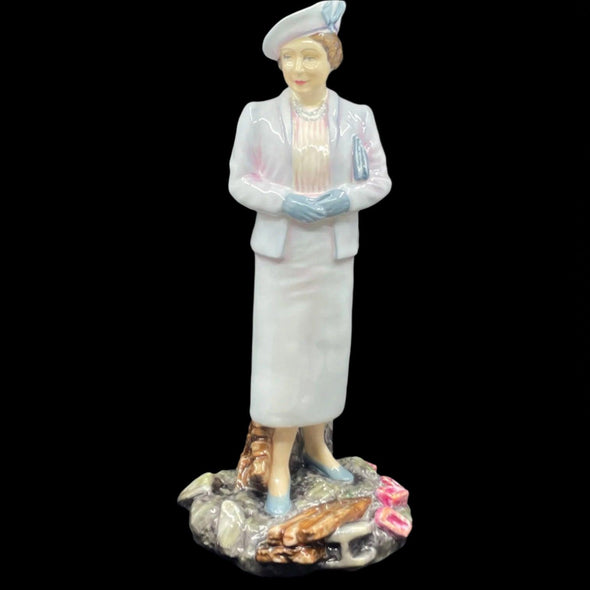 Royal Doulton Figurine HM Queen Elizabeth, The Queen Mother HN3944 - William Cross 