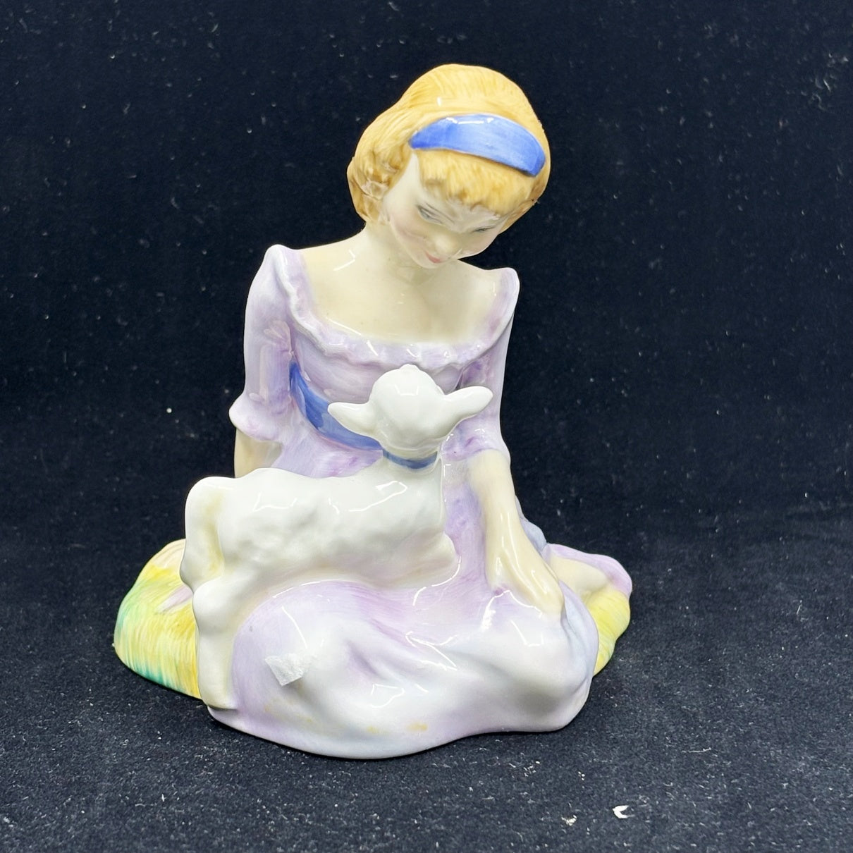 Royal Doulton Figurine Mary Had a Little Lamb HN2048 - William Cross