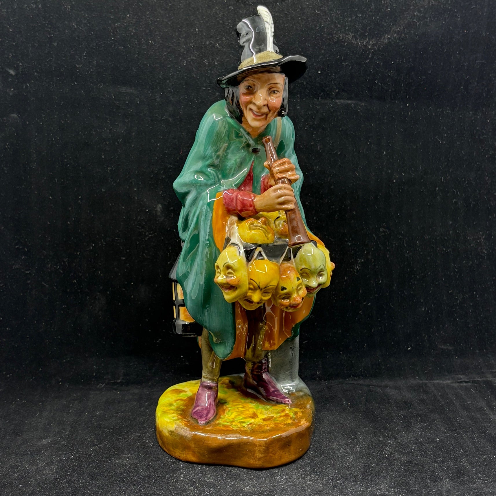 Royal Doulton Figurine Mask Seller HN2103 - William Cross