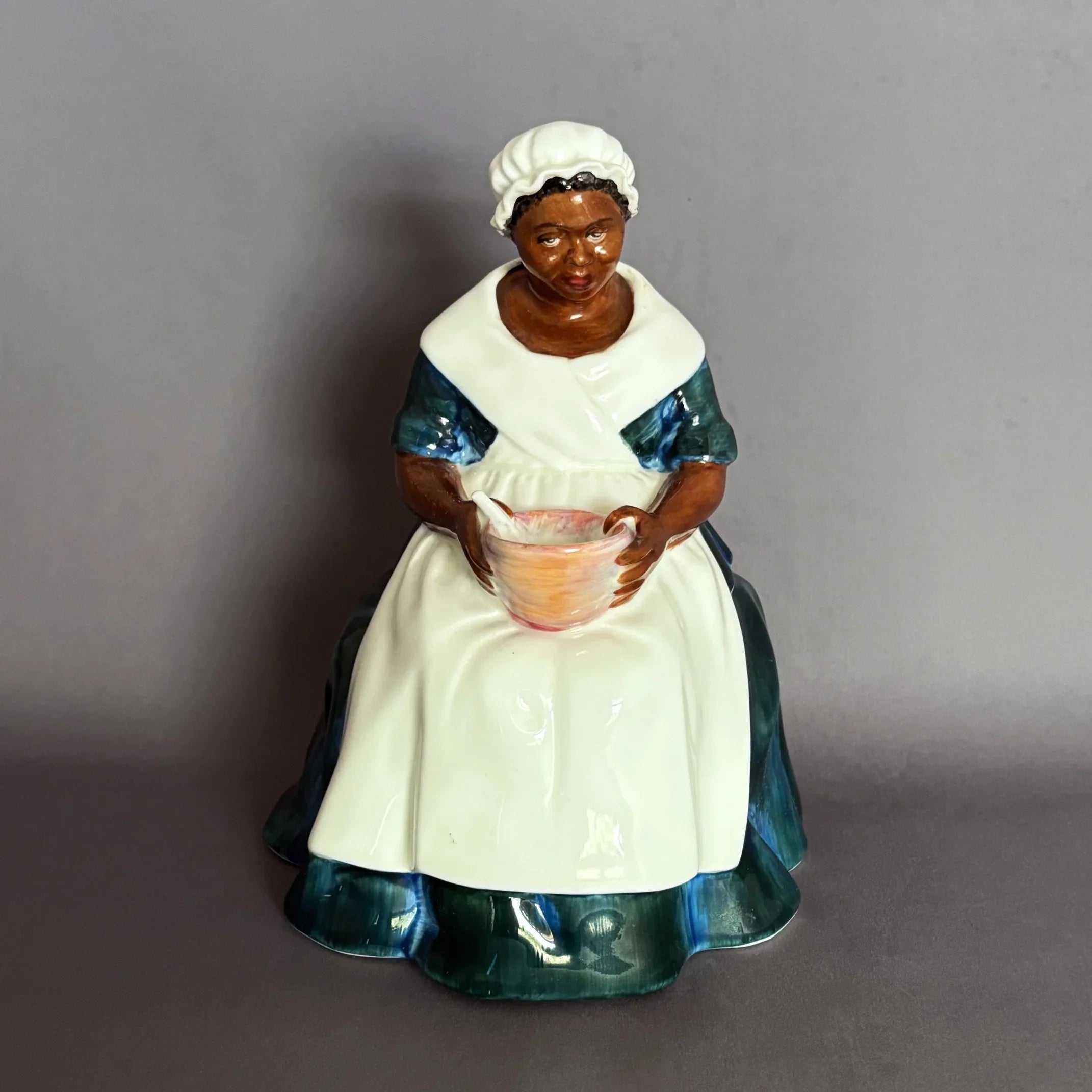 Royal Doulton Figurine Royal Governors Cook HN2233 - William Cross