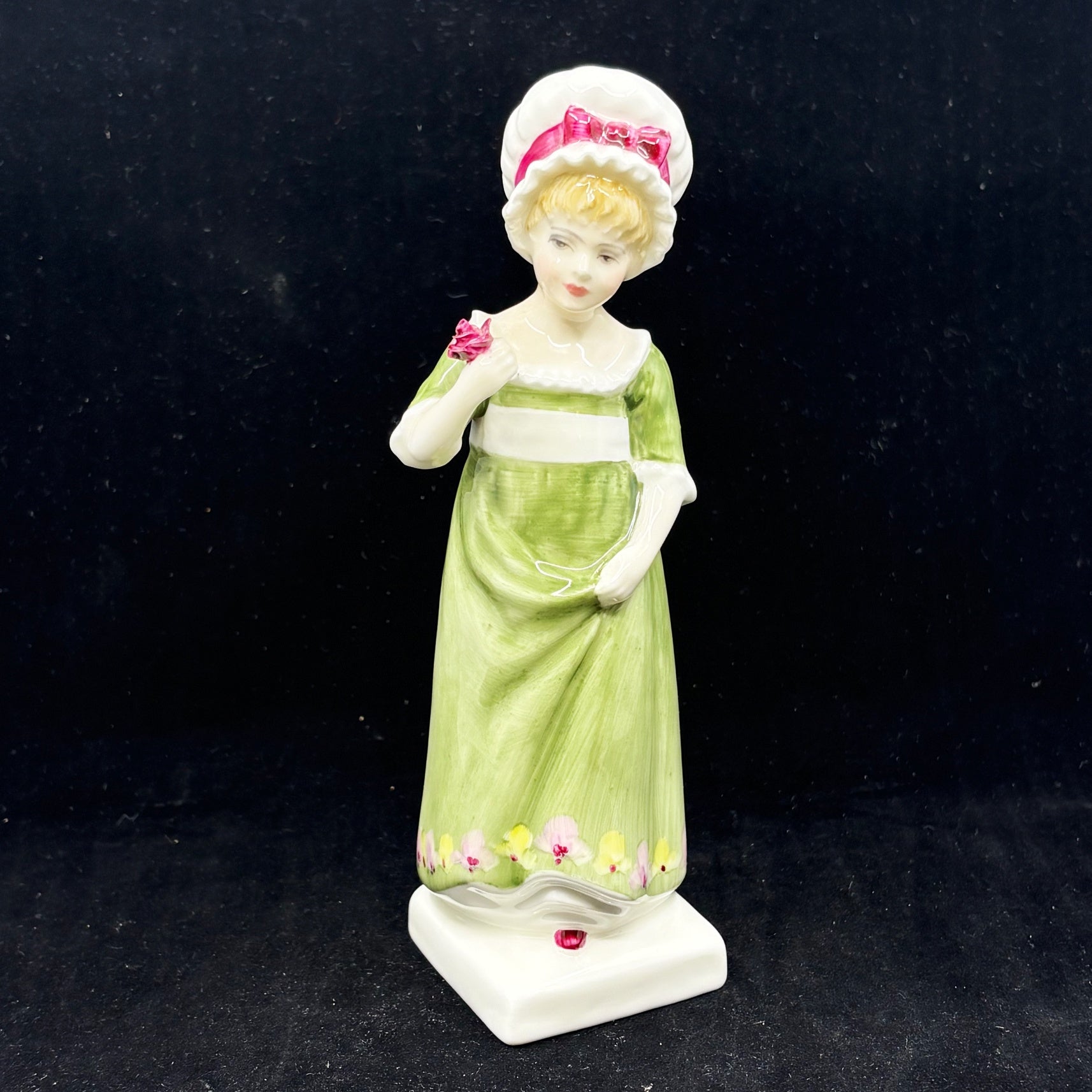 Royal Doulton Figurine Ruth HN2799 - William Cross