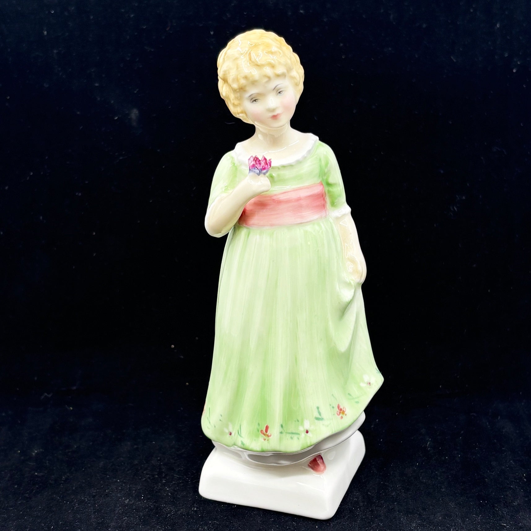 Royal Doulton Figurine Tess HN2865