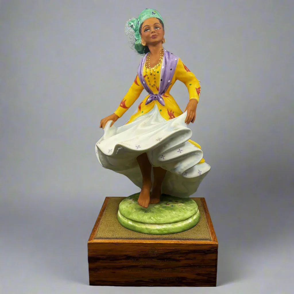 Royal Doulton Figurine West Indian Dancer HN2384 - William Cross