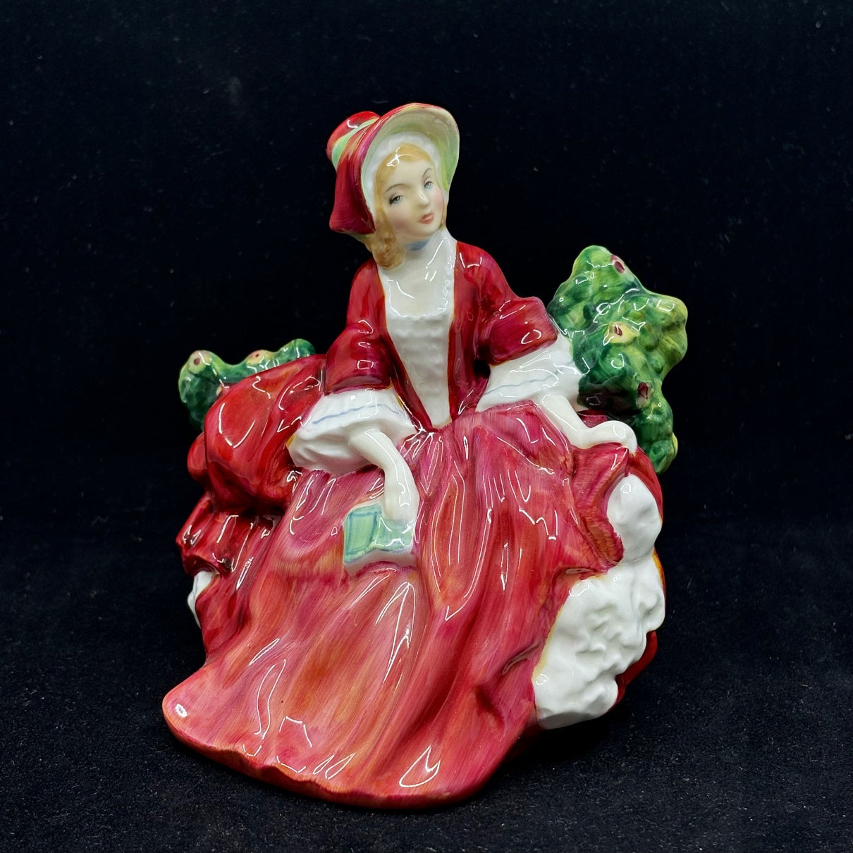 Royal Doulton Lydia HN1908 ( 1939-1995) - 4.75" Figurine - William Cross