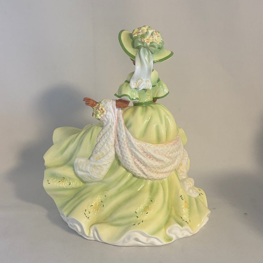 Royal Doulton Figurine Spring Dreams HN5106