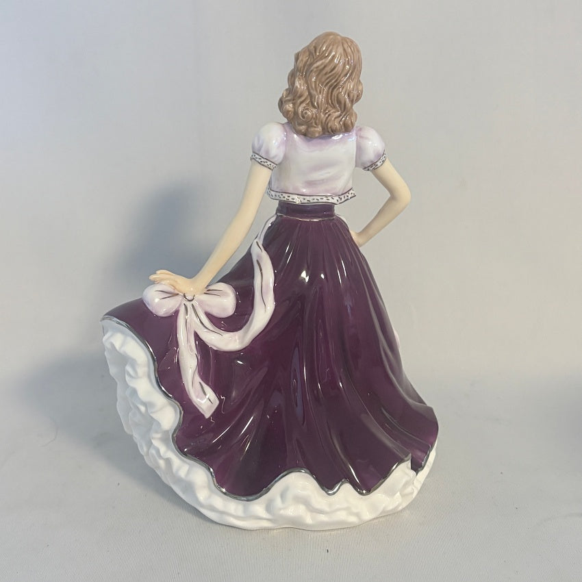 Royal Doulton Figurine Taylor HN5472