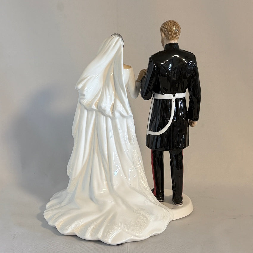 Royal Doulton Figurine Royal Wedding Day HN5929