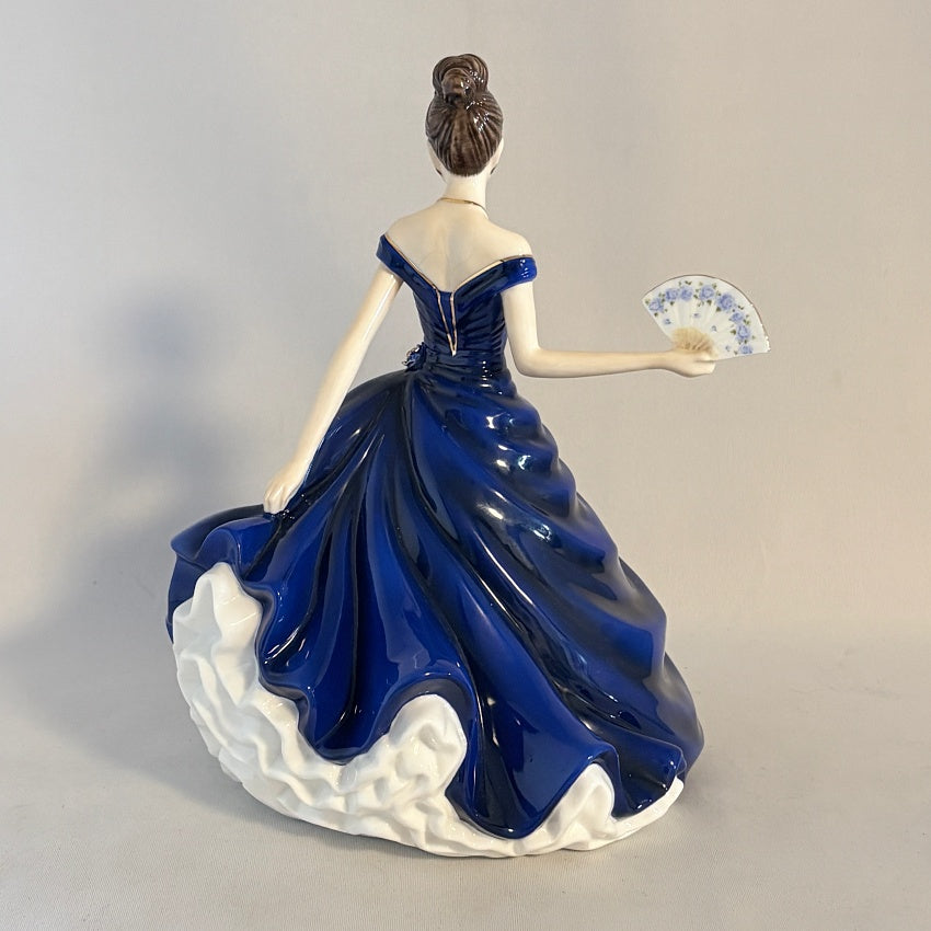 Royal Doulton Figurine Evening Elegance HN5761