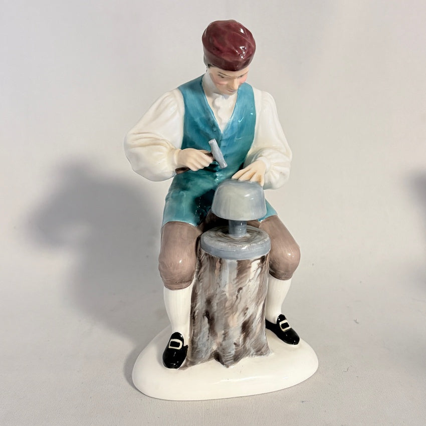 Royal Doulton Figures of Williamsburg Complete Set of Nine — HN 2154–2240