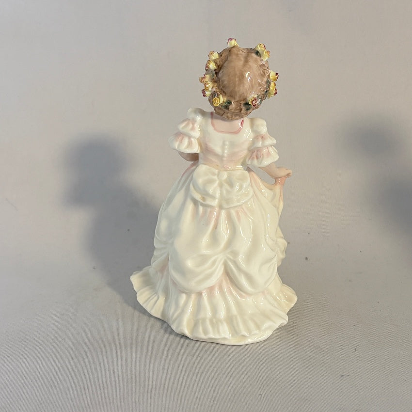 Royal Doulton Figurine Flower Girl HN3479