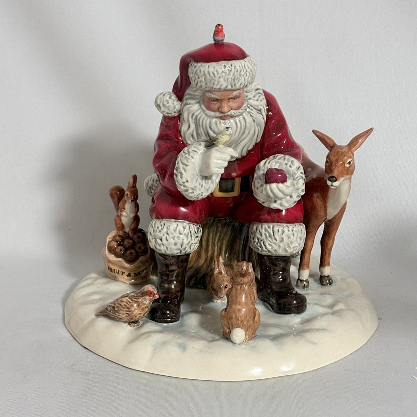 Royal Doulton Figurine Woodland Christmas HN5855