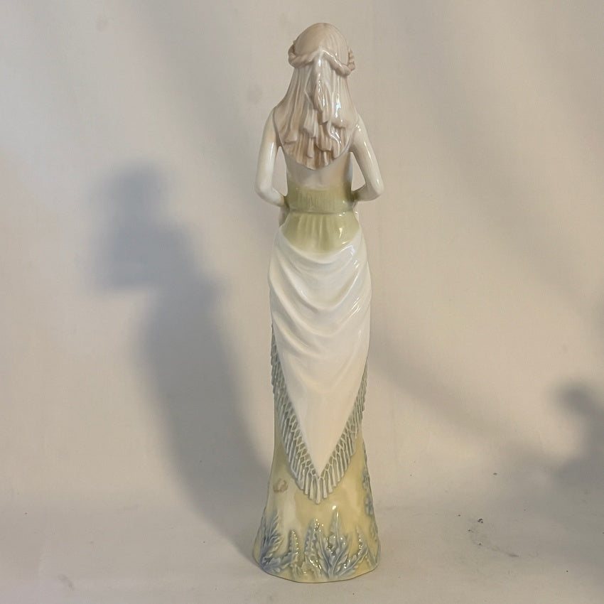 Royal Doulton Figurine Morning Glory HN3093