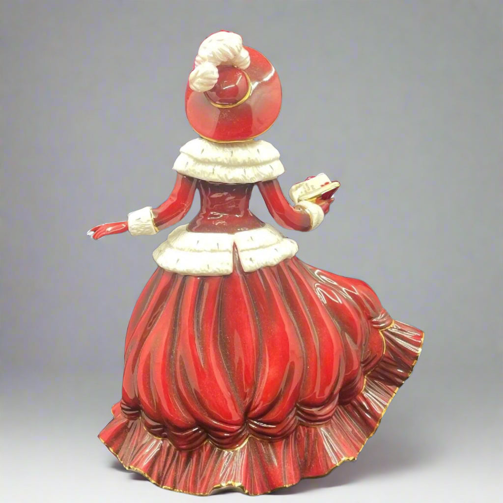Royal Doulton Christmas Figurine Seasons Greetings HN5470 - William Cross