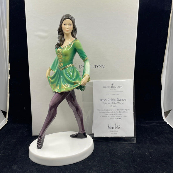 Royal Doulton Figurine Irish Celtic Dancer HN5569